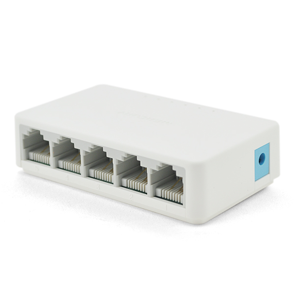 Комутатор TXE070 5 портів Ethernet 10/100 Мбіт / сек, BOX Q200