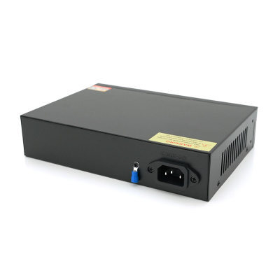 Комутатор POE 48V з 4 портами POE 100Мбіт + 2 порт Ethernet (UP-Link) 100Мбіт, корпус - метал, Black, БП вбудований, Q20